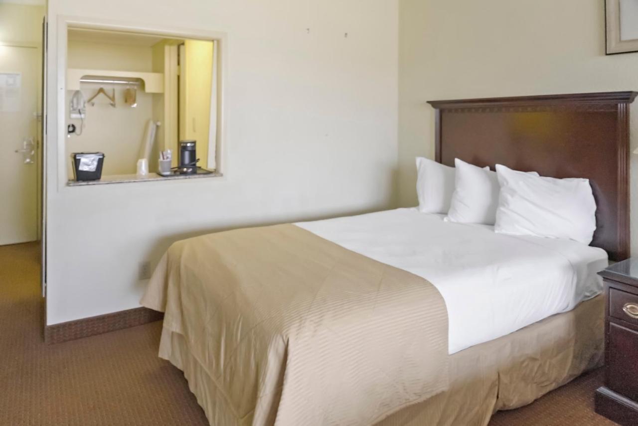 Economy Hotel Plus Wichita Eksteriør bilde